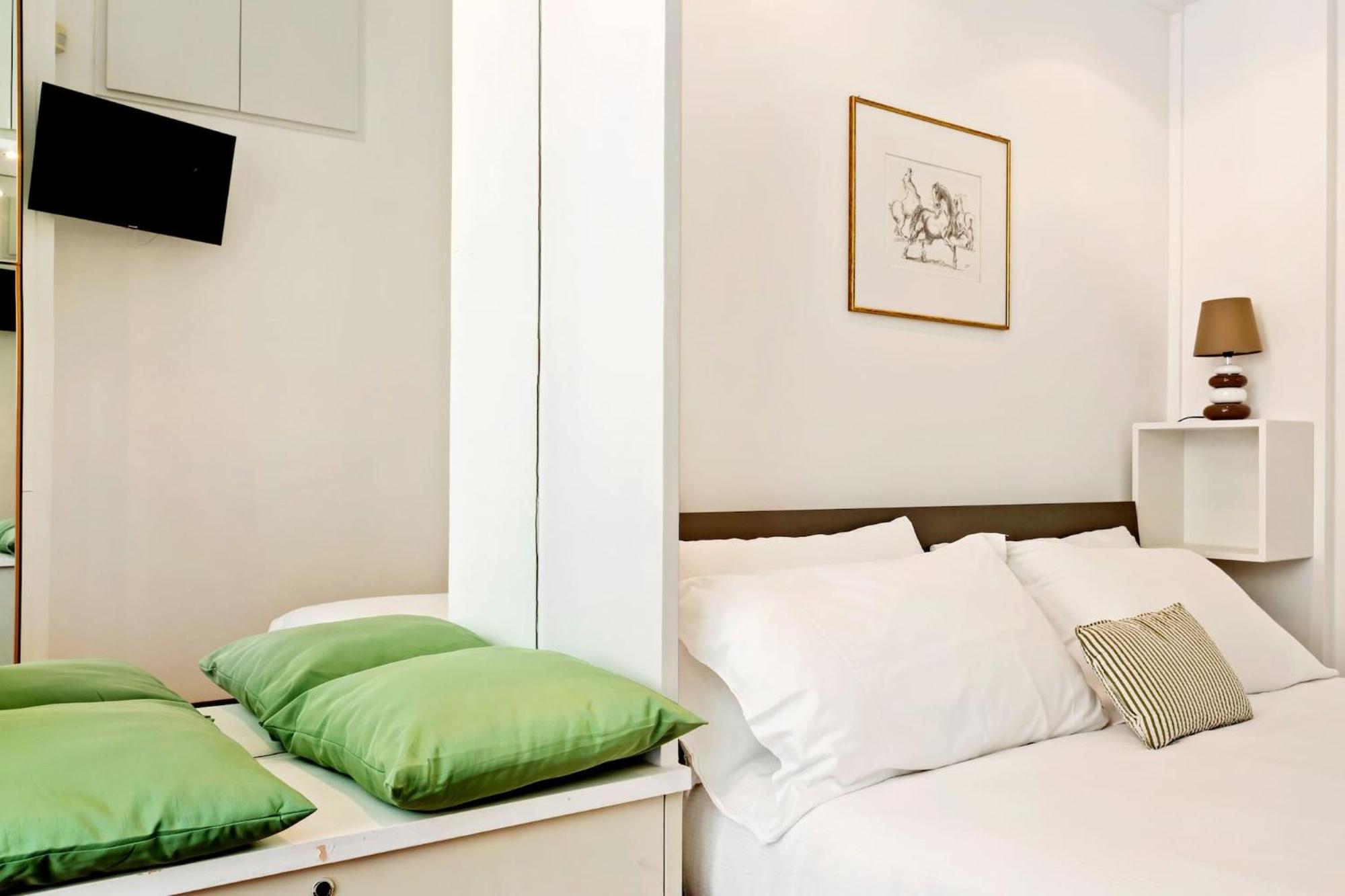 Lovely Apartments In The Hearth Of Brera By Rentopolis Milan Exterior photo