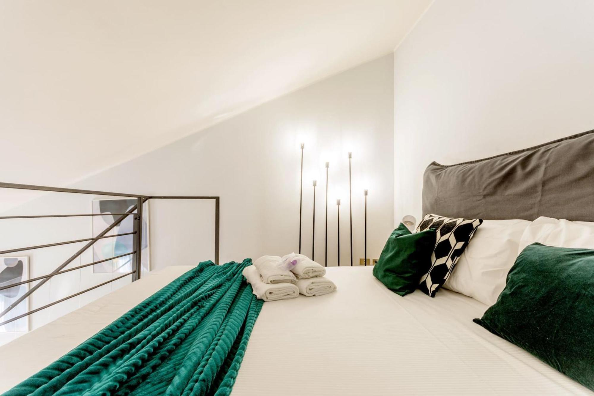 Lovely Apartments In The Hearth Of Brera By Rentopolis Milan Exterior photo